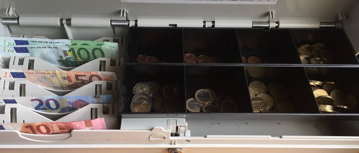 Umsatzkorrekturfaktoren 2026: Nützliche Planungshilfe für Einzelhändler