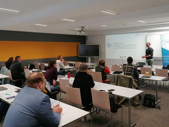 Workshop: Einstieg in Social Media mit Instagram &amp; Tiktok