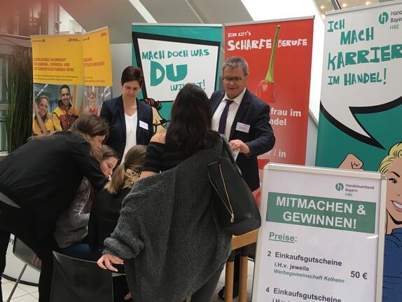 Kelheim: Für Ausbildung im Handel werben