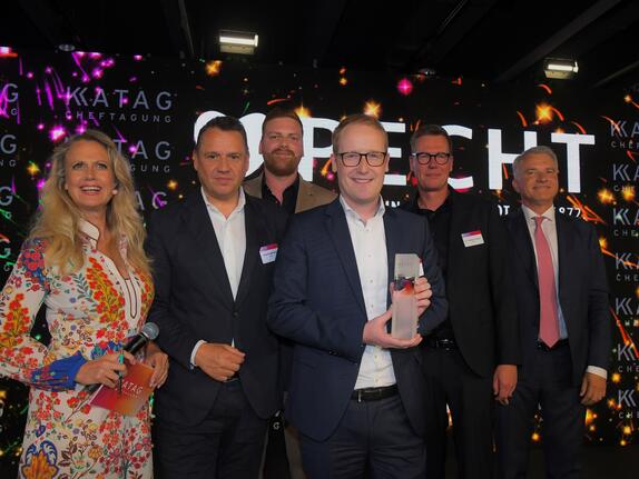 Pecht Shoppingwelt: Als „Händler des Jahres 2024“ ausgezeichnet