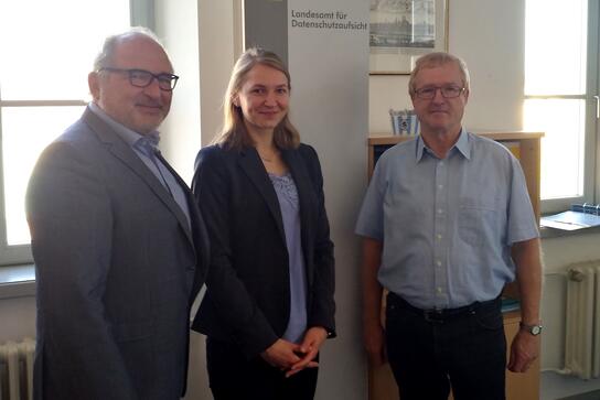Gespräch im Bayerischen Landesamt für Datenschutzaufsicht (BayLDA), v.l.: HBEVizepräsident Matthias Zwingel, Kristin Benedikt und Präsident Thomas Kranig (beide BayLDA). 