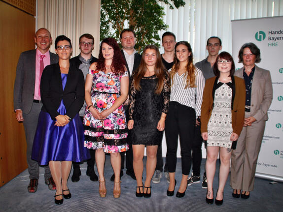 Bad Kissingen: Abschlussfeier für Jungkaufleute des Einzelhandels