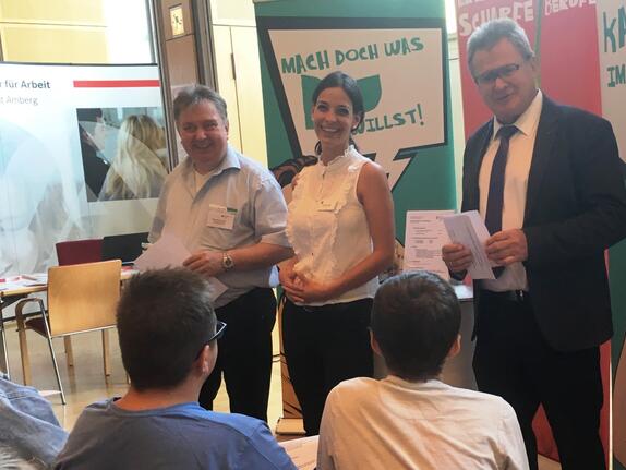 Amberg: Für Ausbildung im Handel werben