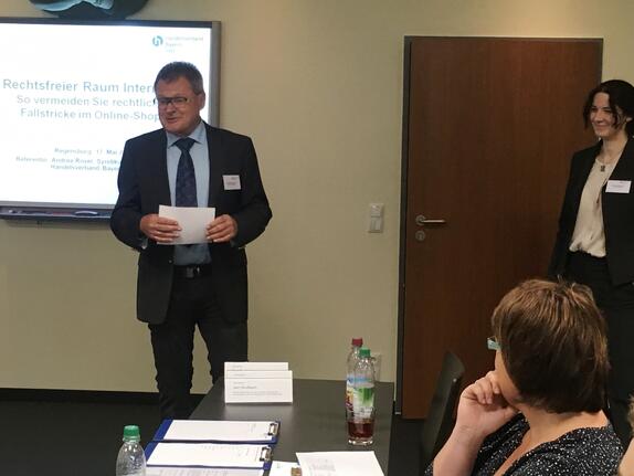 Regensburg: Rechtliche Fallstricke im Online-Shop