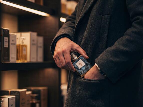 Polizeiliche Kriminalstatistik für 2025: Ladendiebstahl weiterhin auf hohem Niveau 