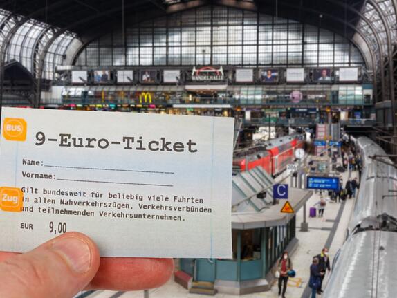 9-Euro-Ticket: Lohnsteuerliche Behandlung von Zuschüssen des Arbeitgebers