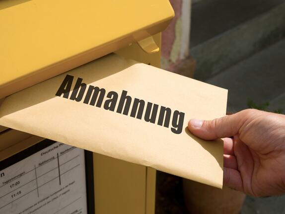 Mitarbeiter abmahnen: Das müssen Arbeitgeber beachten