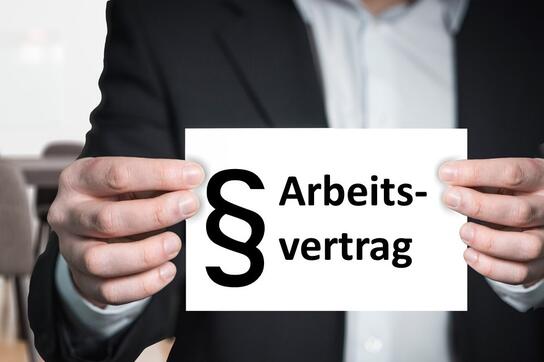 arbeitsvertrag