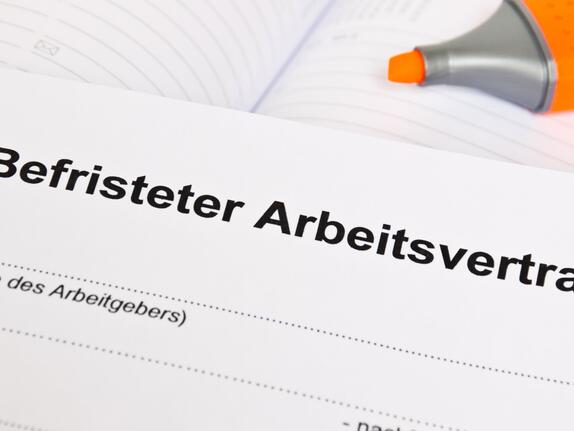 Befristete Arbeitsverträge: Teure Fehler vermeiden
