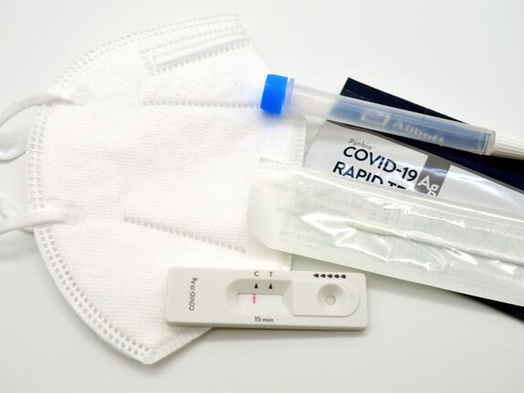 Corona-Vorschriften: Mustervorlagen, Links und Praxiswissen für Arbeitgeber