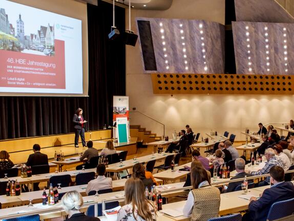 Lokal &amp; digital: HBE-Tagung der Werbegemeinschaften