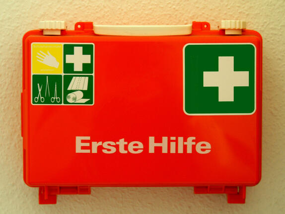 Unfallverhütungsvorschriften: Jedes Unternehmen braucht ausgebildete Ersthelfer