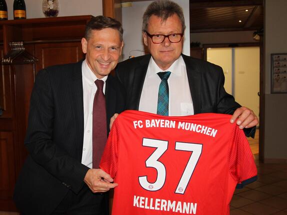 Oberpfalz/Niederbayern: HBE-Bezirksgeschäftsführer Josef Kellermann verabschiedet