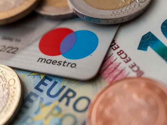 Maestro: Was bedeutet das Aus für die Kartenzahlung in meinem Unternehmen?