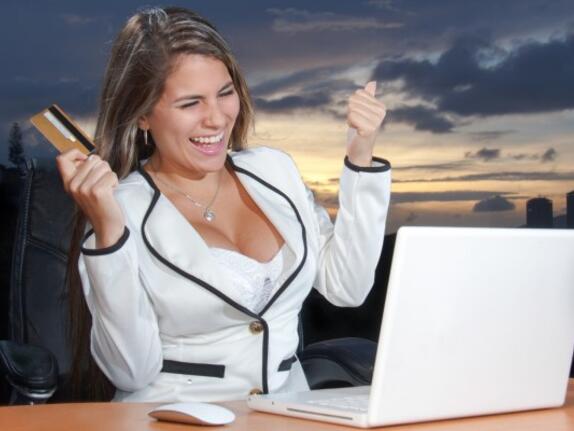 Online-Handel: Pro-Kopf-Ausgaben steigen weiter an