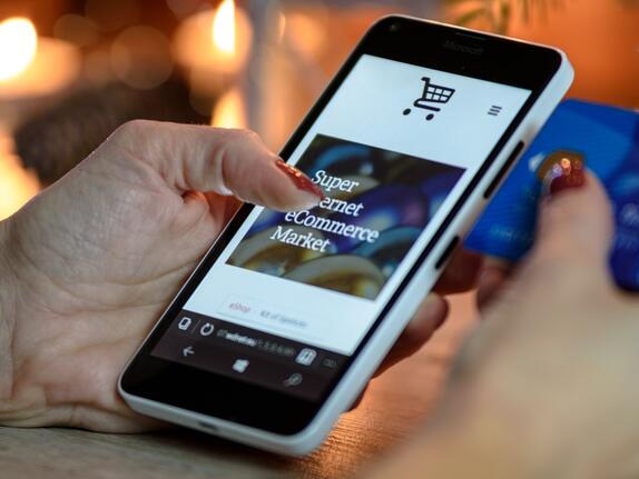 So shoppt Deutschland im Web: Vorlieben, Einstellungen und Ängste beim Online-Einkauf