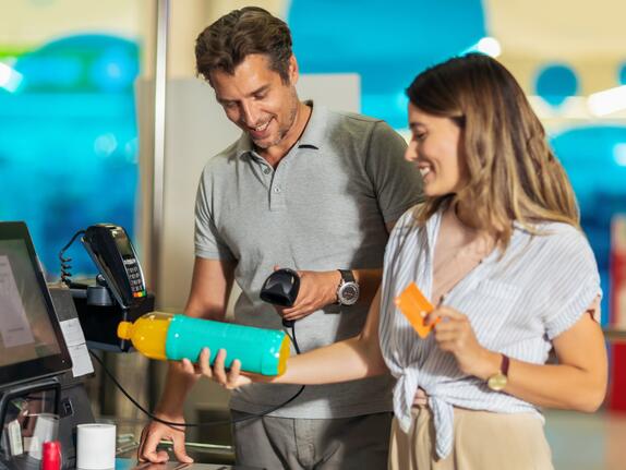 Self-Checkout-Kassen: Immer mehr Kunden schätzen die Vorteile
