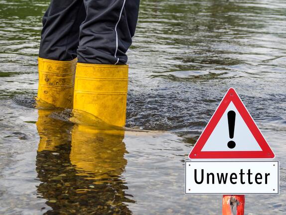 Versicherungen gegen Extremwetter: Was für Händler elementar wichtig ist 
