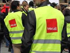 Anstehende Tarifrunde im Einzelhandel: HDE schlägt Alarm 