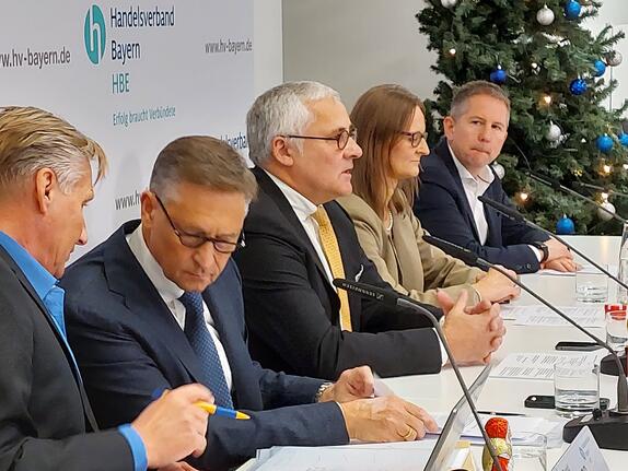 Weihnachtsgeschäft in Bayern: Zwischen Hoffen und Bangen