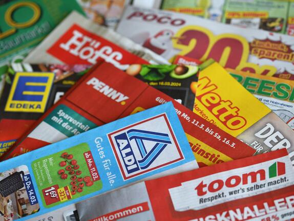 Aktionen und Sonderangebote im Handel: Wie und wo informieren sich Kunden?