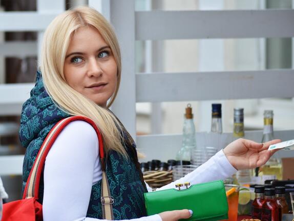 Konsumbarometer: Verbraucherstimmung erholt sich weiter