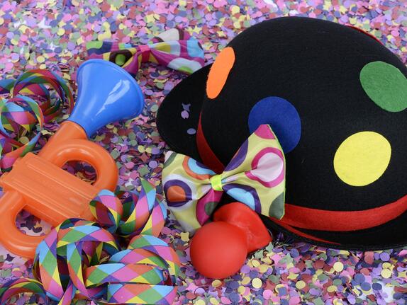 Fasching: Arbeitszeit und Ladenöffnung