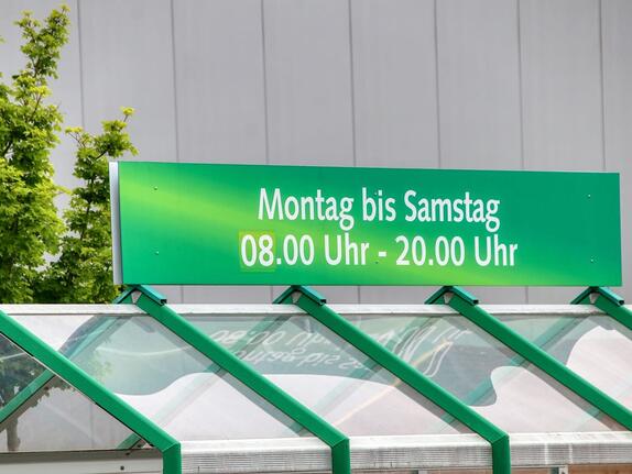 Ladenschuss: Werktags keine Änderungen, aber mehr lange Einkaufsnächte