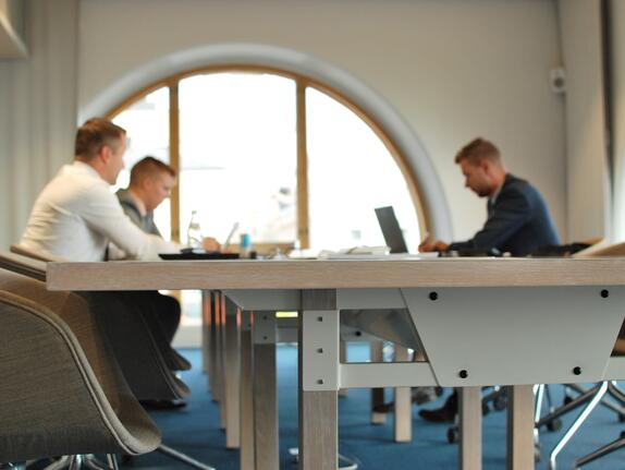 Tarifverhandlungen im Einzelhandel: Arbeitgeber in Hamburg unterbreiten Angebot mit Augenmaß