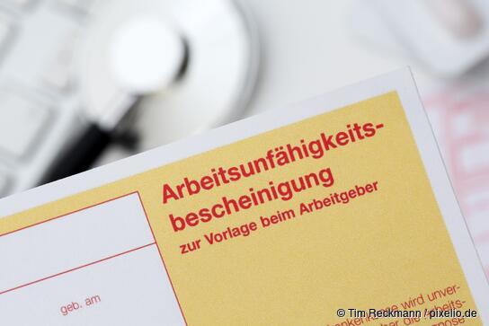 Kaum ein Phänomen beschäftigt die betriebliche Praxis so sehr wie das Vorliegen von Arbeitsunfähigkeit und ihre Auswirkungen.