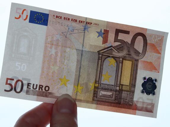 Falschgeld: Wie man Blüten erkennt