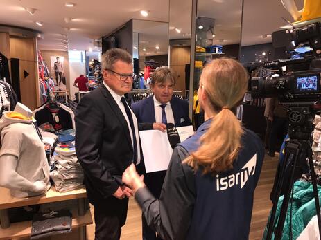   HBE-Bezirksgeschäftsführer Josef Kellermann und Franz Stadler im Interview mit Isar TV